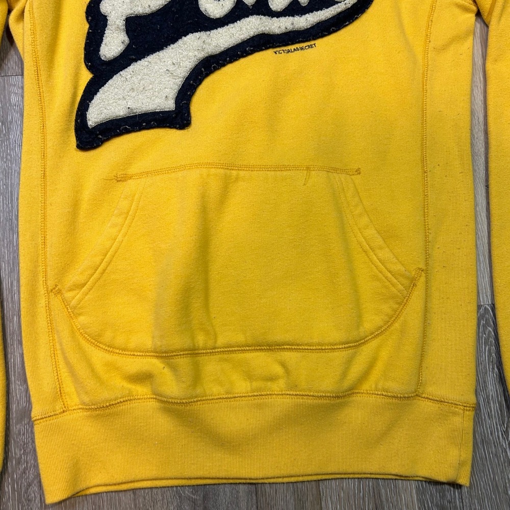 Victorias Secret PINK University Hoodie Yellow Logo XS Pullover Sweatshirt - Picture 5 of 6